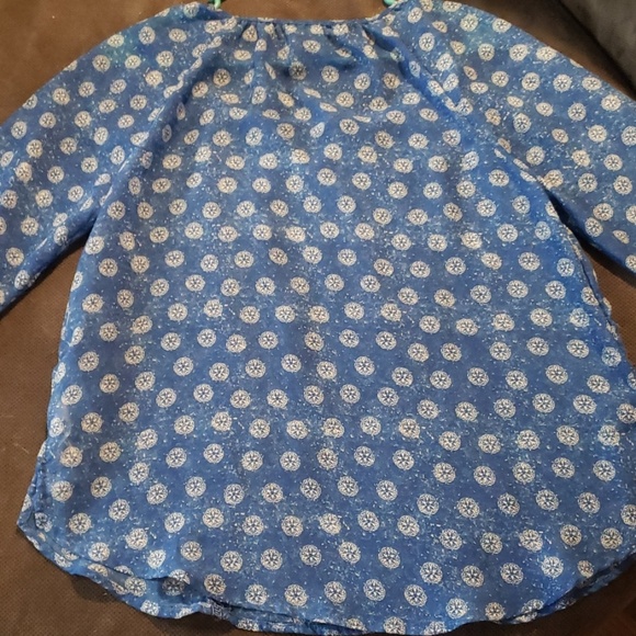 Shirt - Picture 4 of 4